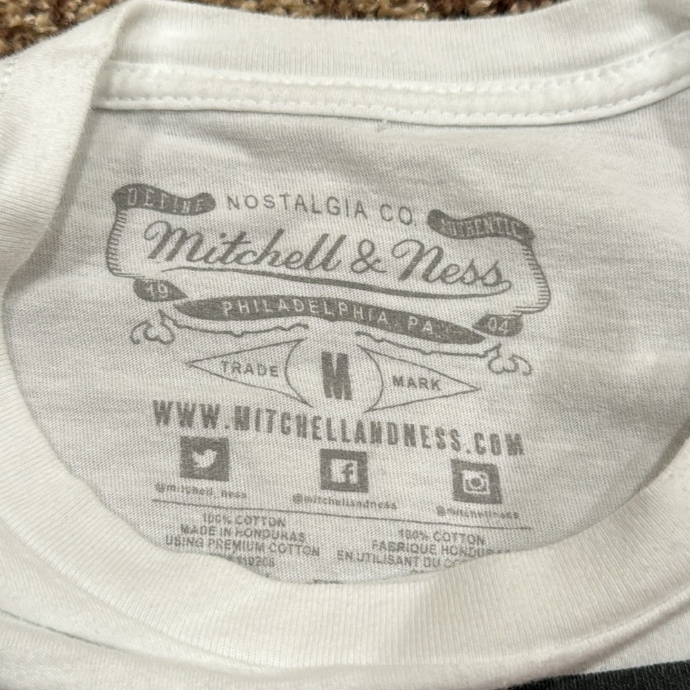 Mitchell & Ness Shaquille O’Neal graphic tee - Picture 4 of 5